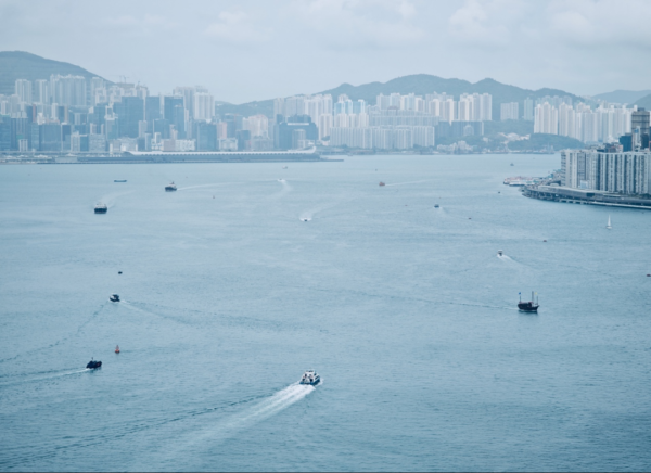 配资炒股交易平台 香港将迎首批境外“迁册”企业